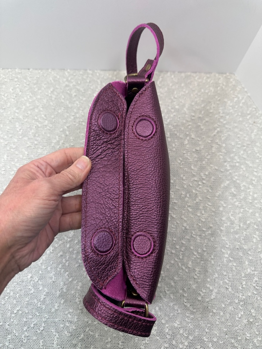 PORTLAND LEATHER GOODS Premium Small Ultraviolet Koala Sling Bag & Snap Wallet - Picture 9 of 12